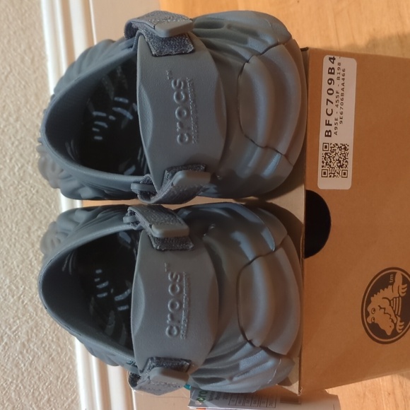 Brand New in box Salehe Bembury   x the pollex clog Niagra gray crocs - Picture 4 of 6